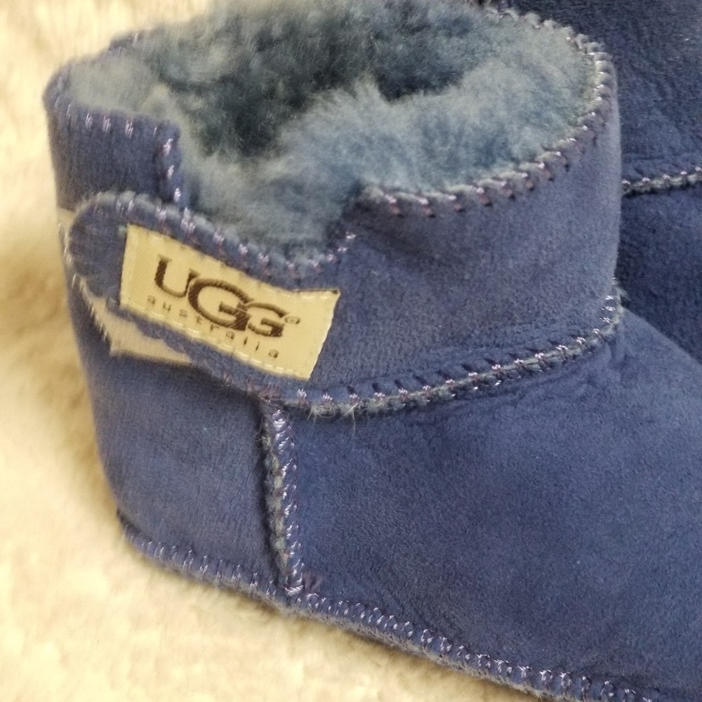 Baby uggs. Size 3/4